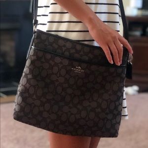 SOLD❗️❗️Coach Crossbody